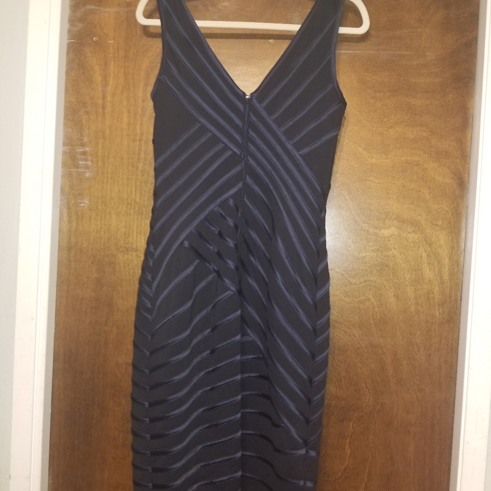 Tadashi Shoji size M dress